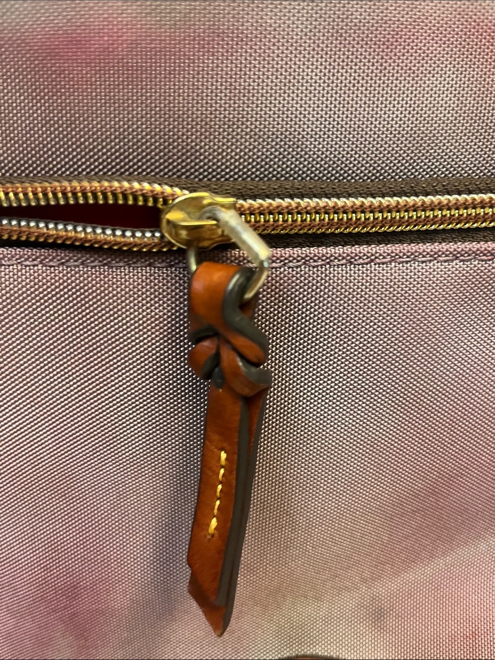 Dooney & Bourke Grey Nylon Crossbody Bag DAMAGED - Picture 4 of 16